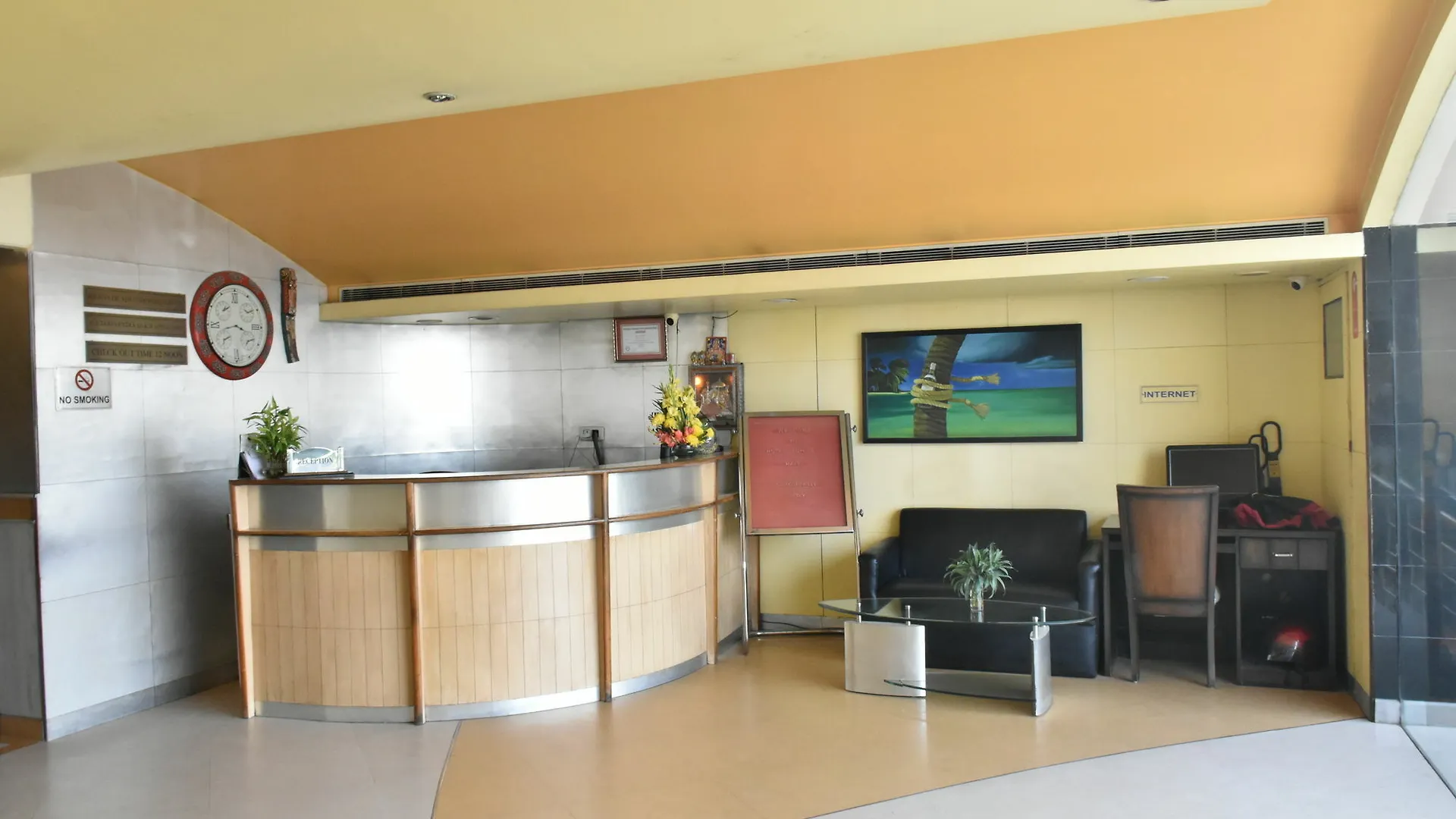 Lohias Delhi Airport Hotel New Delhi 3*,